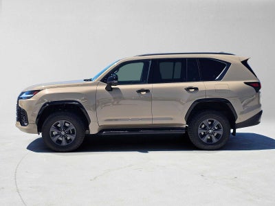2025 Lexus LX 700h Overtrail