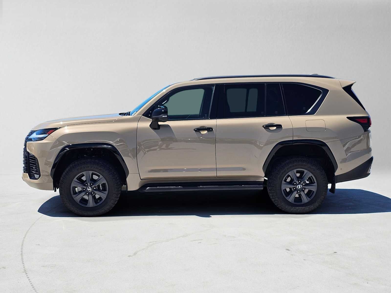 2025 Lexus LX 700h Overtrail