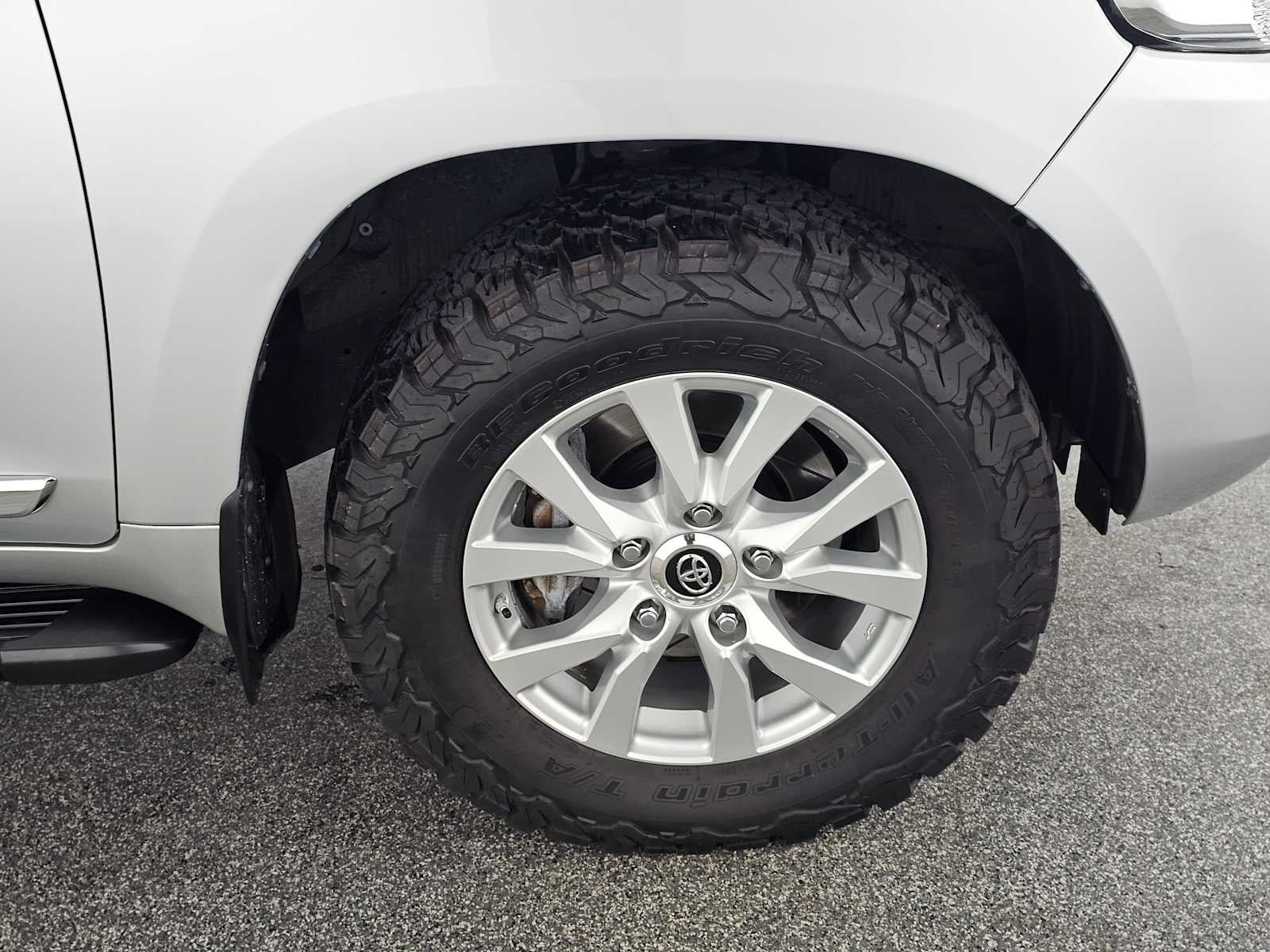 2019 Toyota Land Cruiser 4WD (Natl)