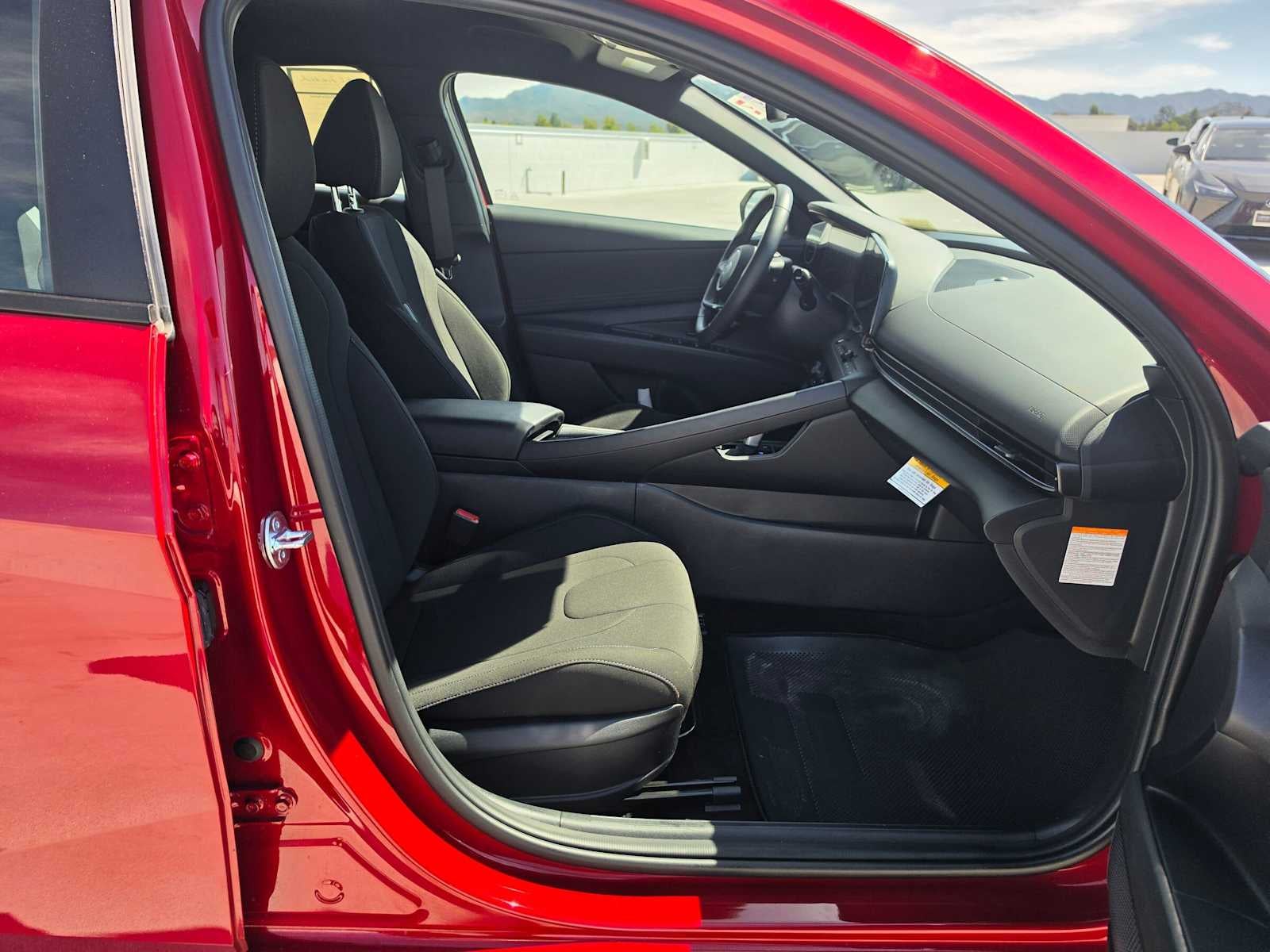2025 Hyundai Elantra Hybrid SEL Sport