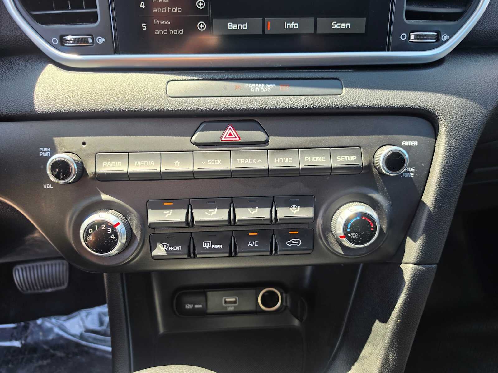 2022 Kia Sportage LX