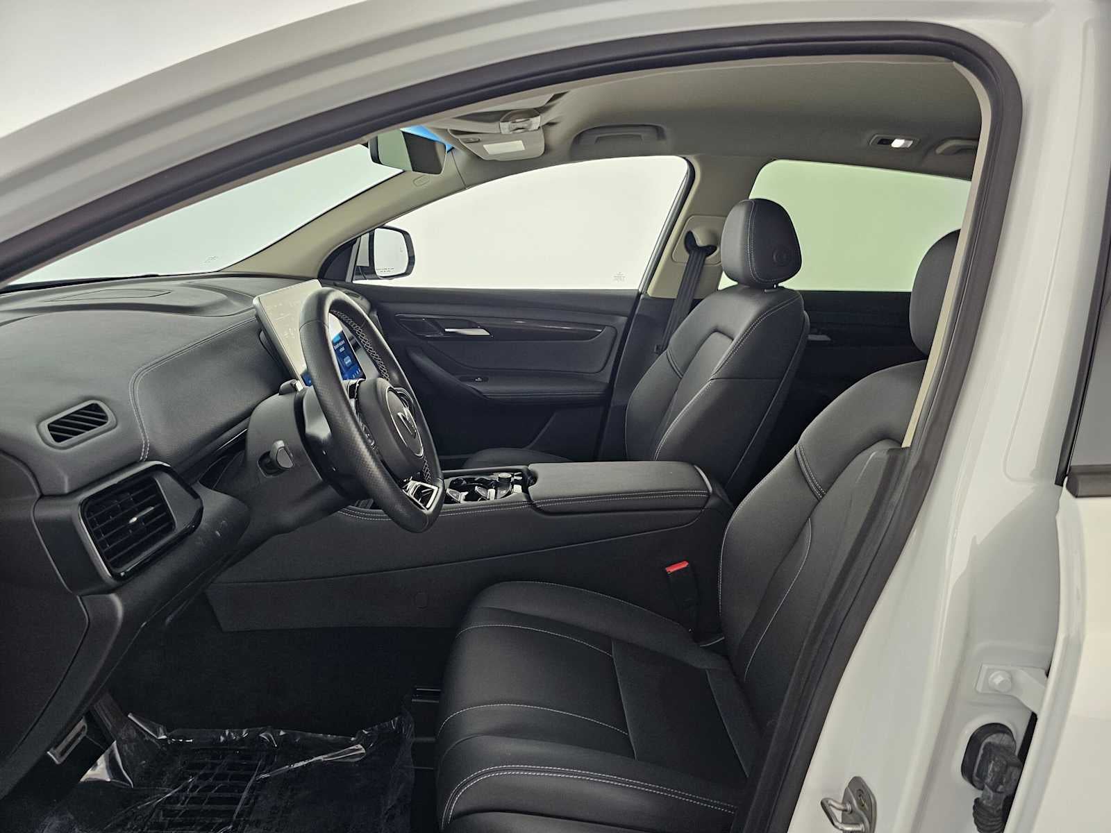 2023 VinFast VF 8 Eco