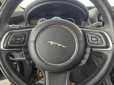 2019 Jaguar XJ XJ R-Sport