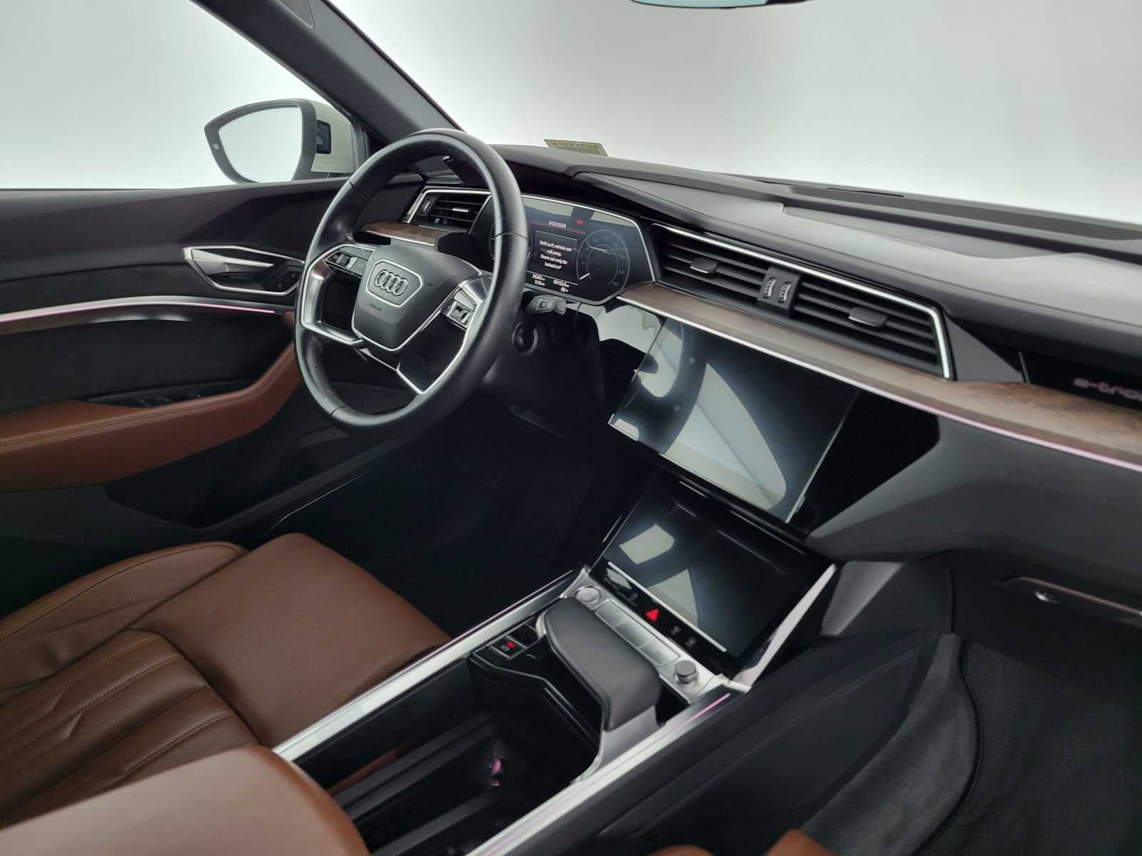2019 Audi e-tron Prestige