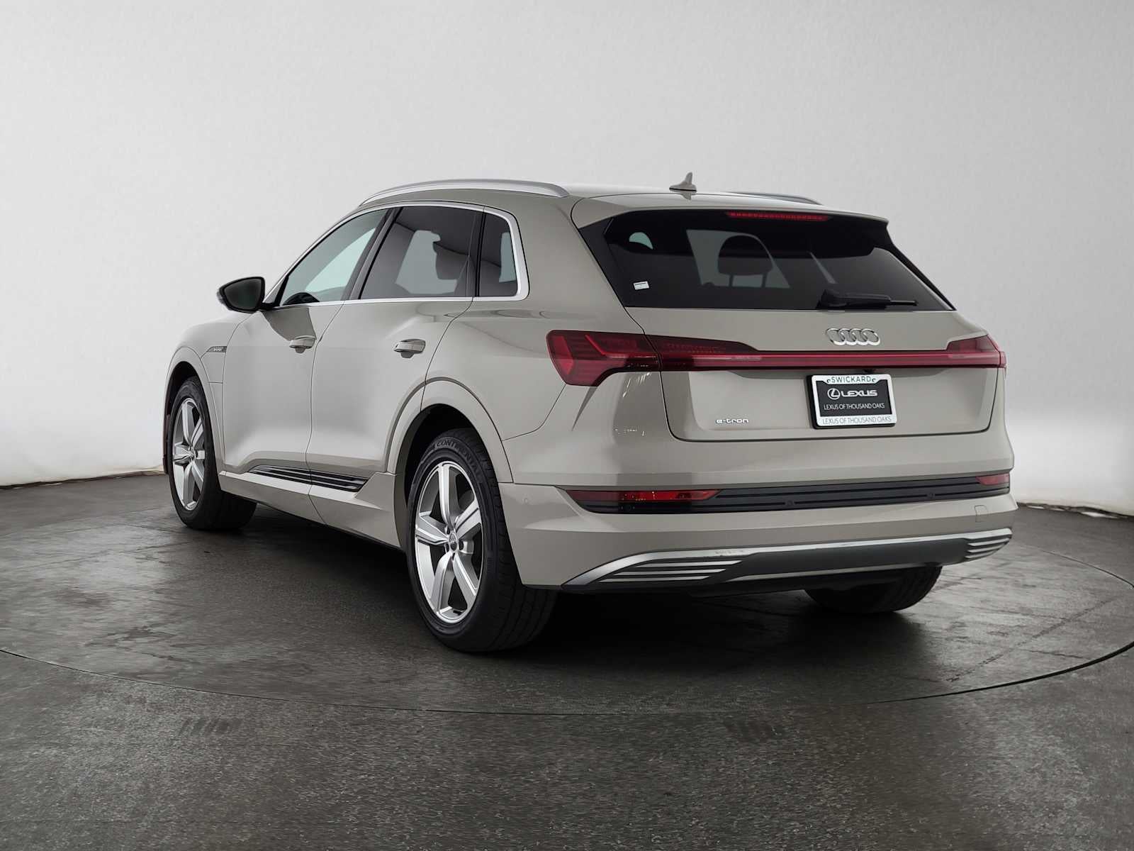 2019 Audi e-tron Prestige