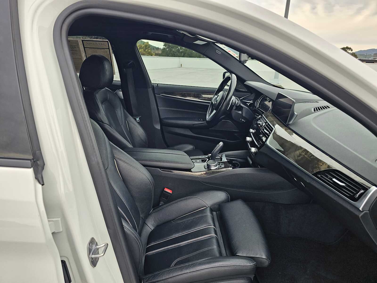 2019 BMW 5 Series 530e iPerformance