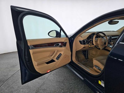 2013 Porsche Panamera 4S