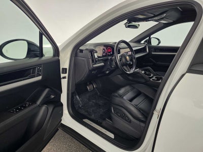 2024 Porsche Cayenne S