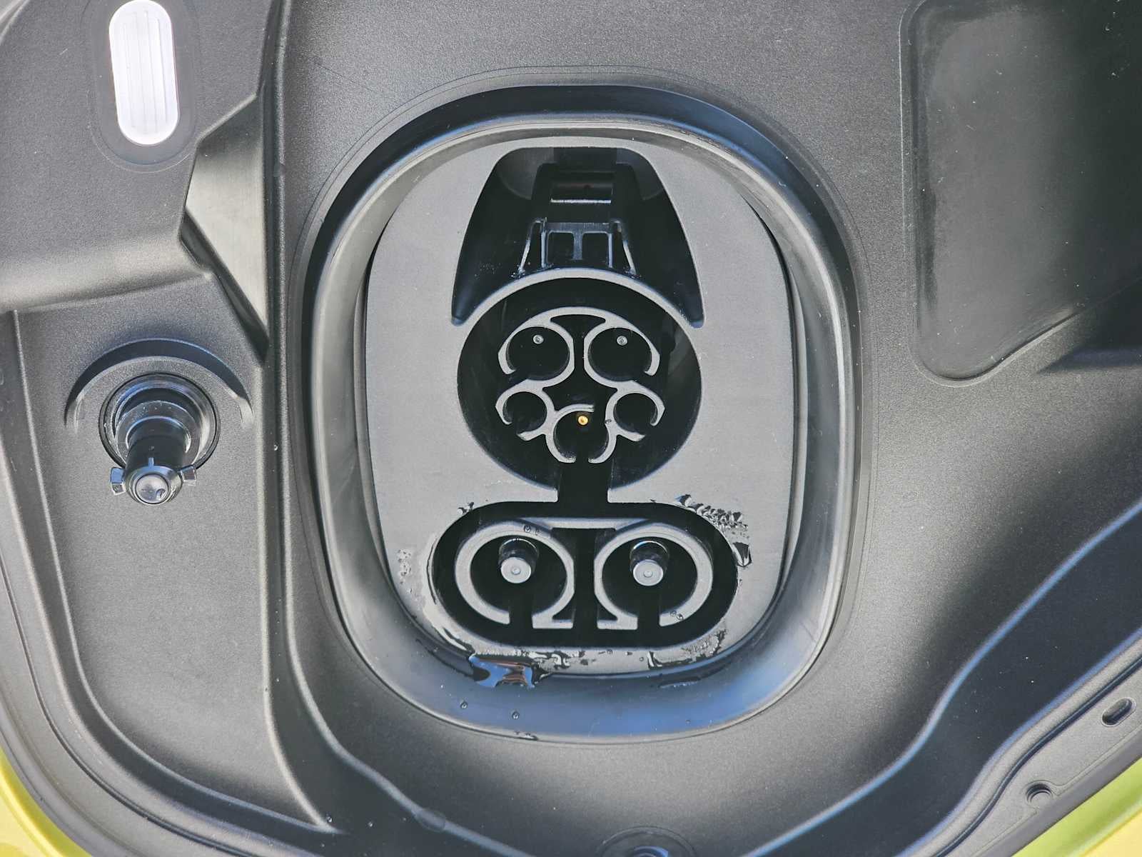 2025 Volkswagen ID. Buzz Pro S Plus