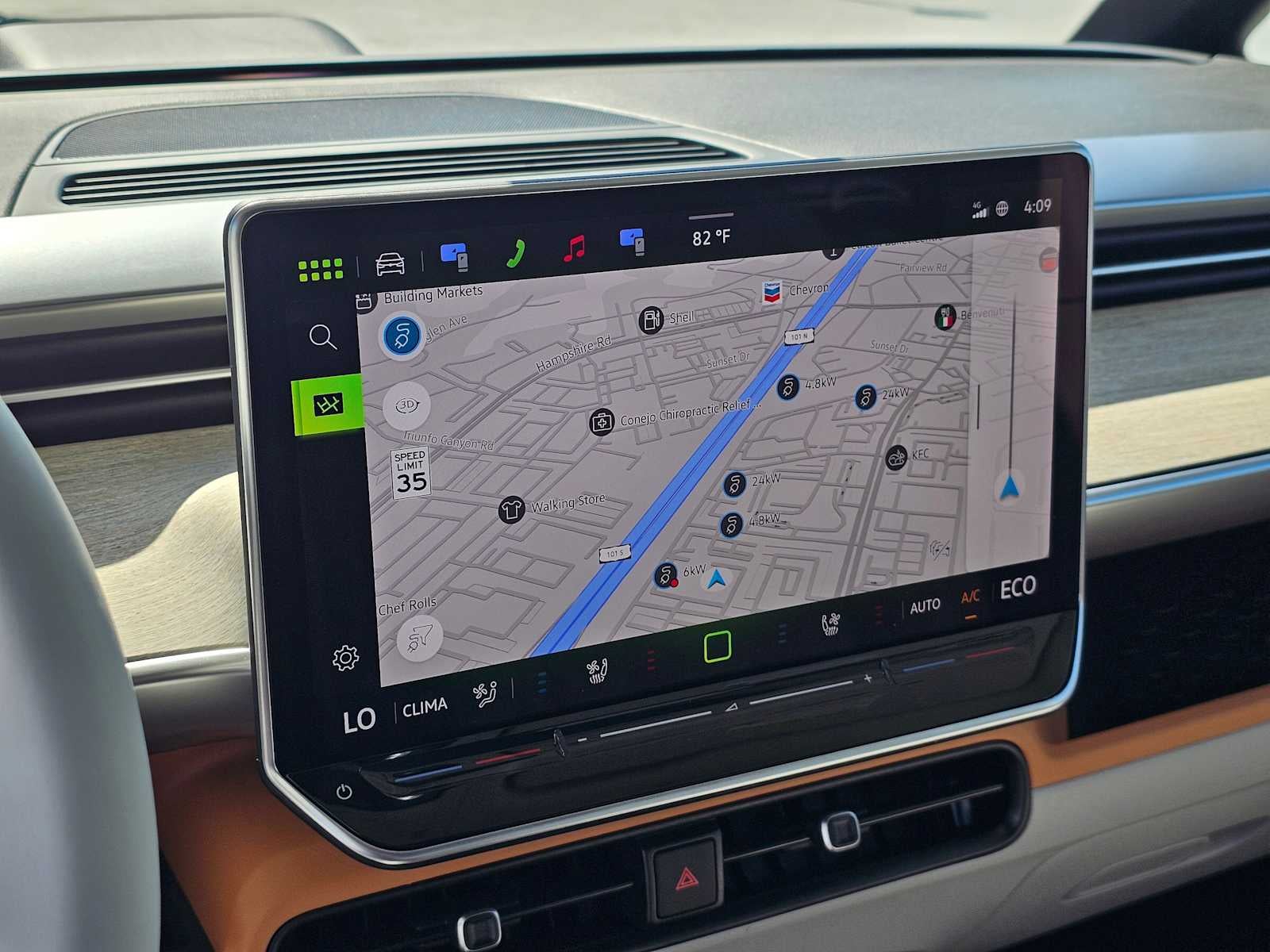 2025 Volkswagen ID. Buzz Pro S Plus