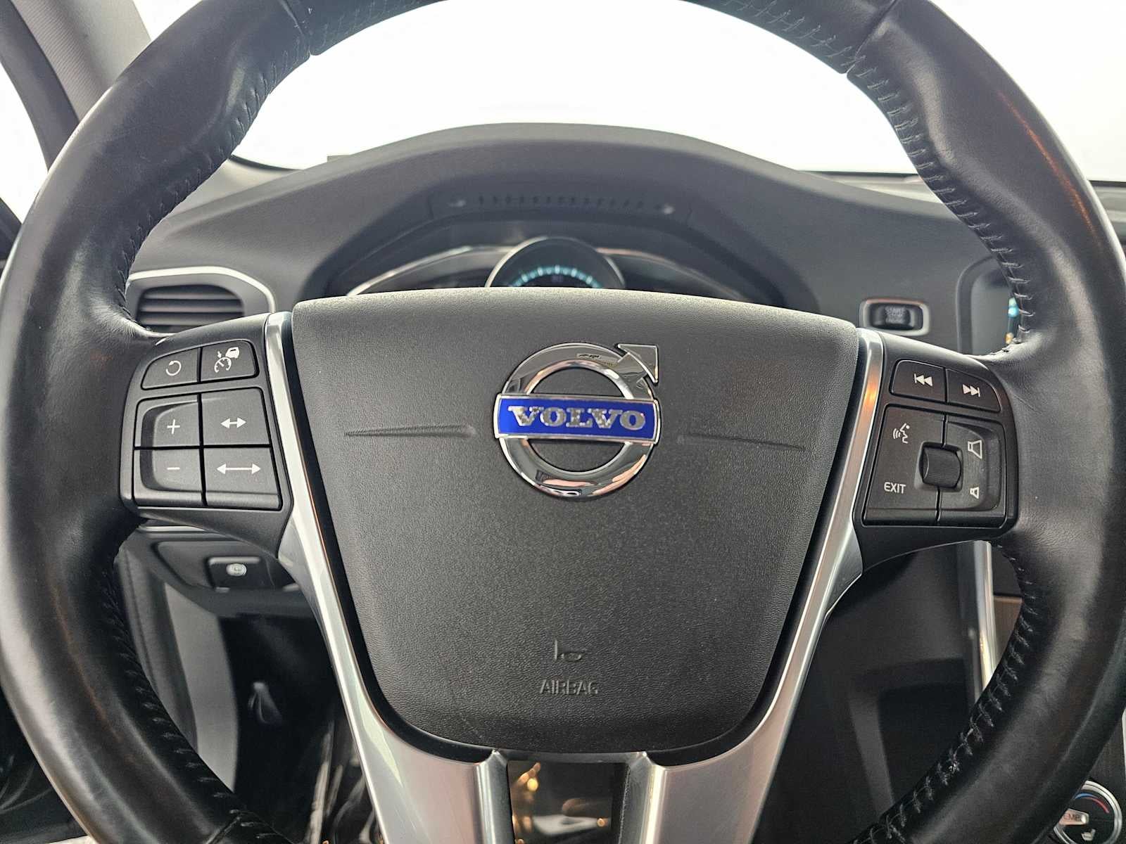 2016 Volvo V60 T5 Drive-E Platinum