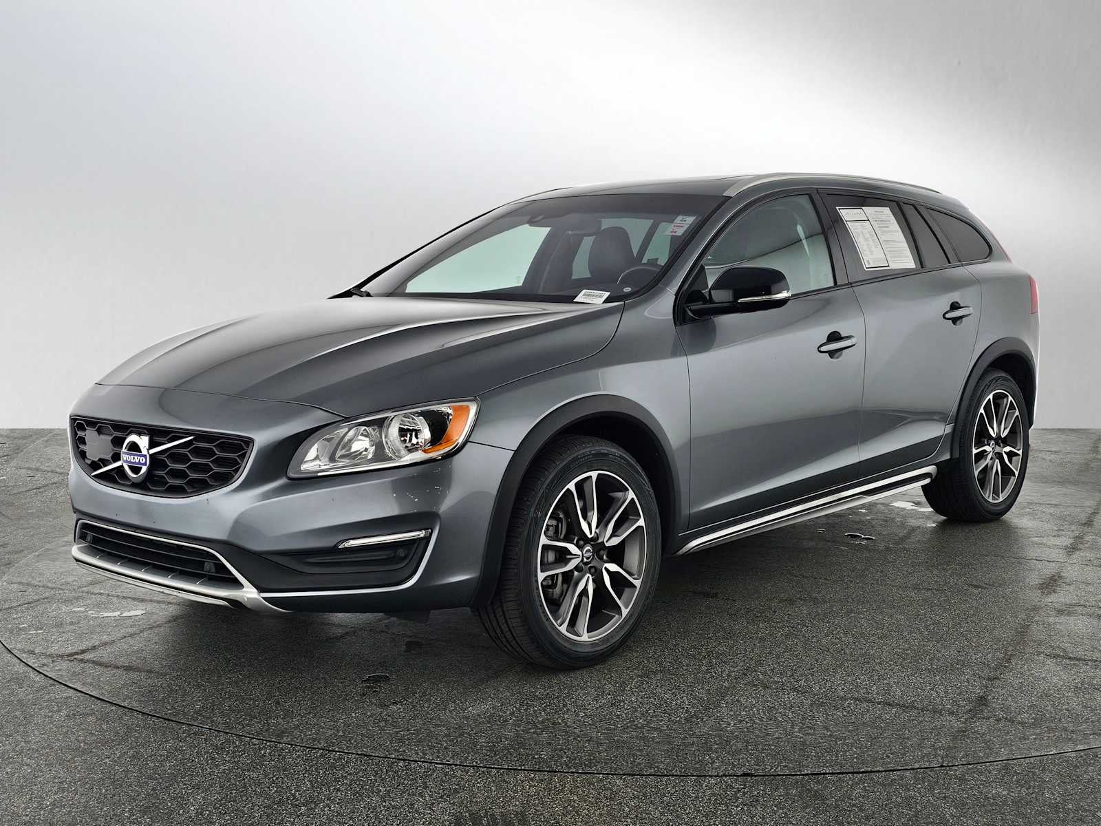 2018 Volvo V60 Cross Country T5 AWD
