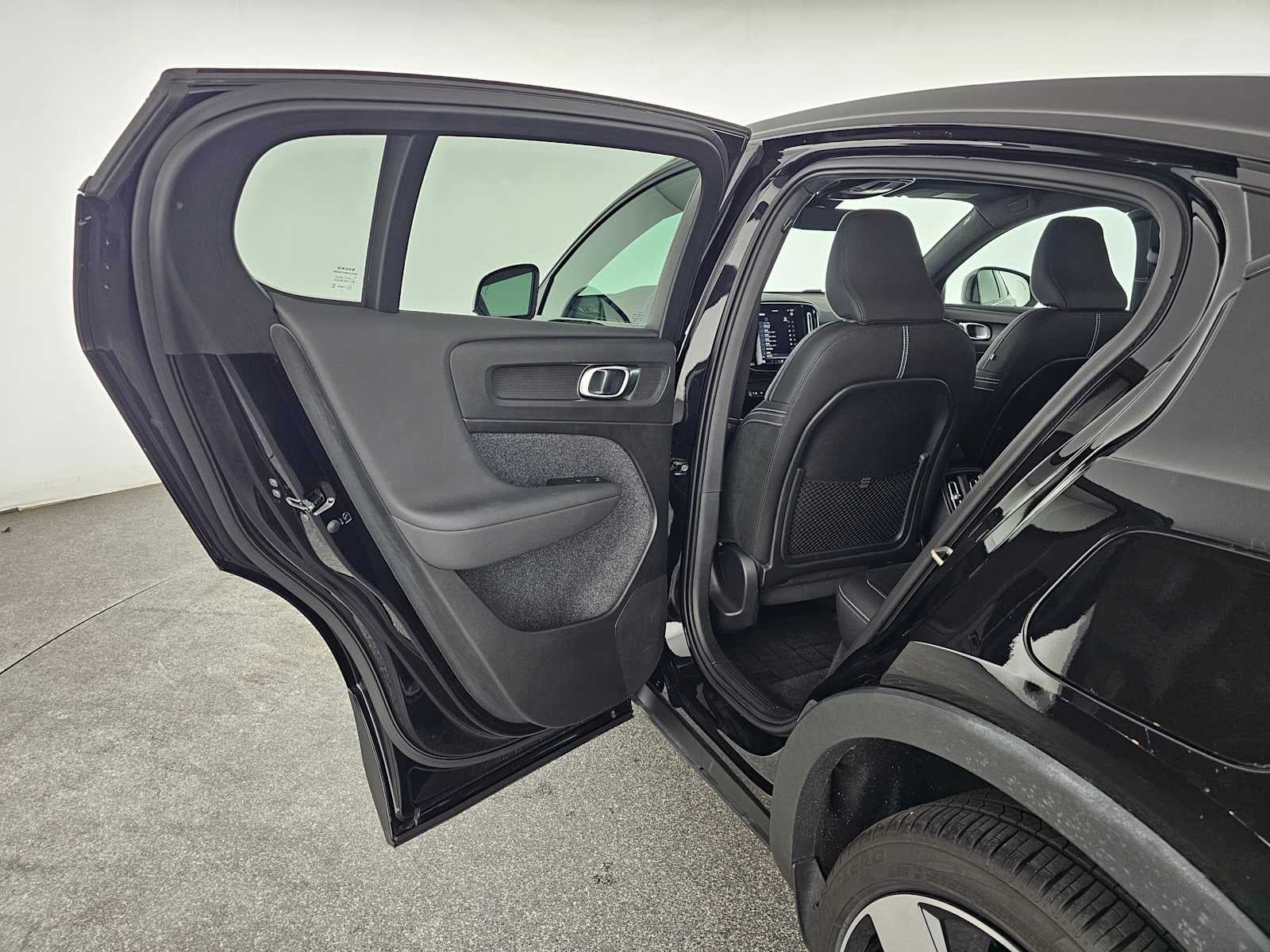 2023 Volvo C40 Recharge Pure Electric Ultimate