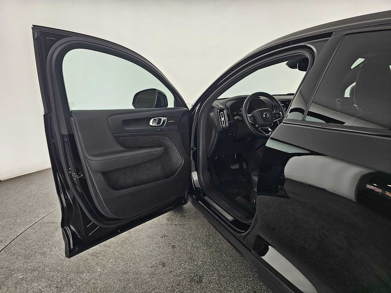 2023 Volvo C40 Recharge Pure Electric Ultimate