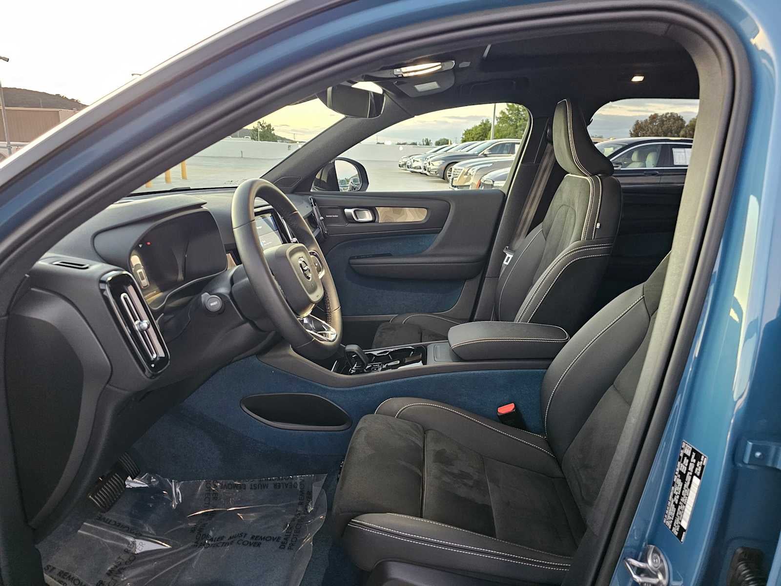 2023 Volvo XC40 Recharge Pure Electric Ultimate