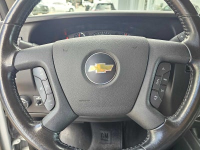 2022 Chevrolet Express Passenger LT