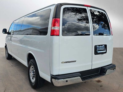 2022 Chevrolet Express Passenger LT