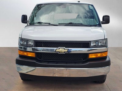 2022 Chevrolet Express Passenger LT