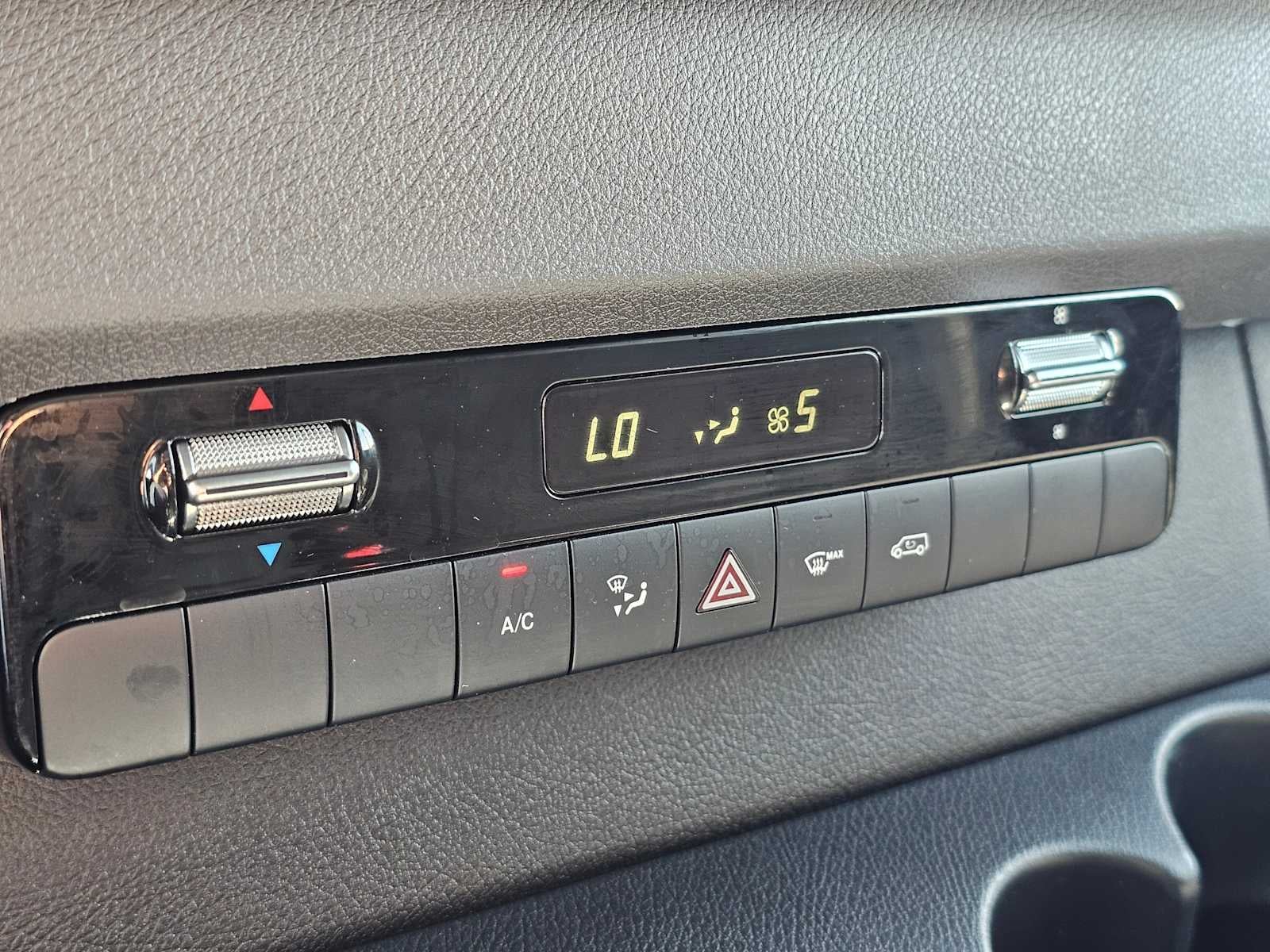 2025 Mercedes-Benz Sprinter Cargo Van 2500 Standard Roof I4 Diesel 144 RWD