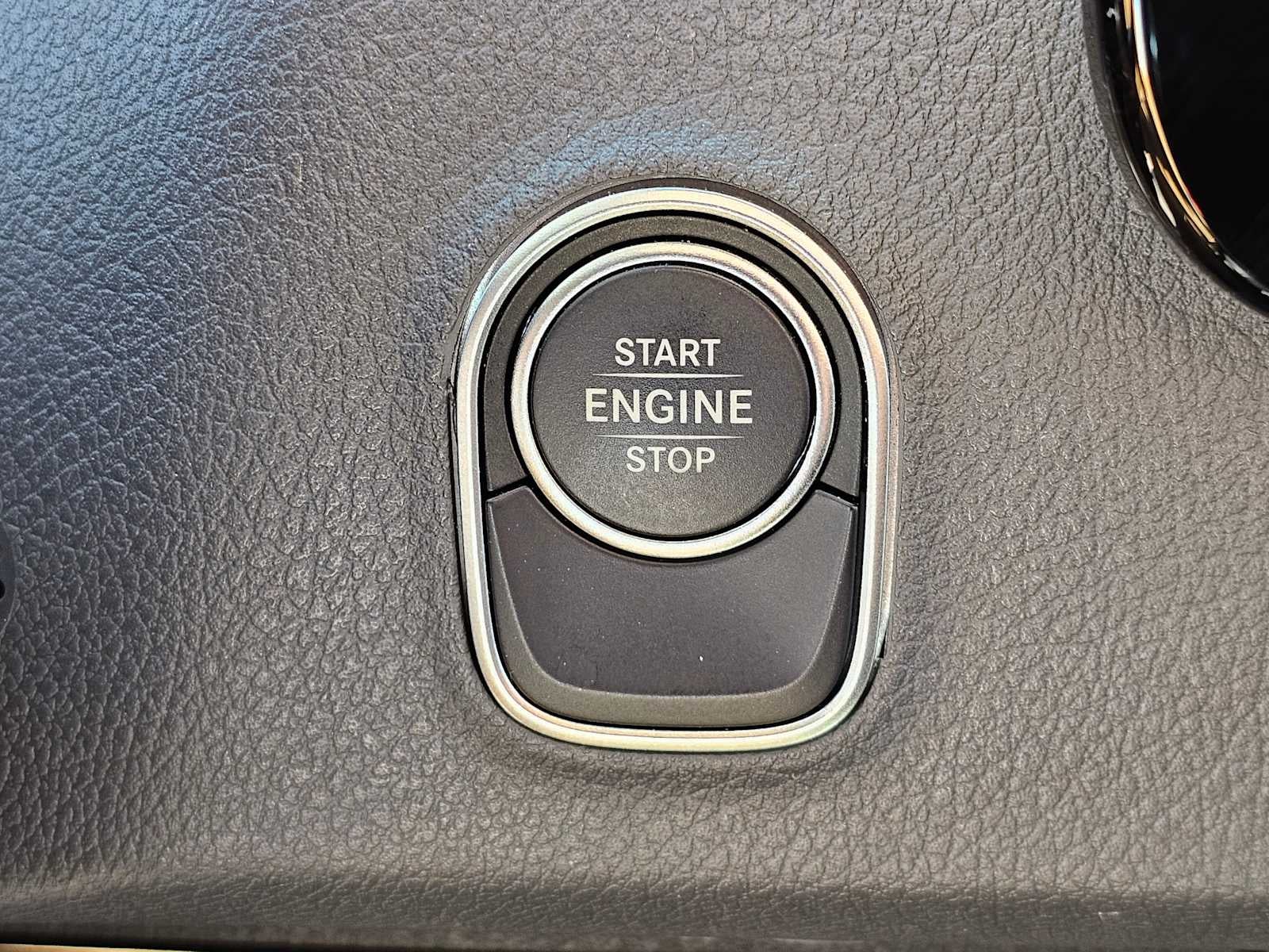 2025 Mercedes-Benz Sprinter Cargo Van 2500 Standard Roof I4 Diesel HO 144 RWD