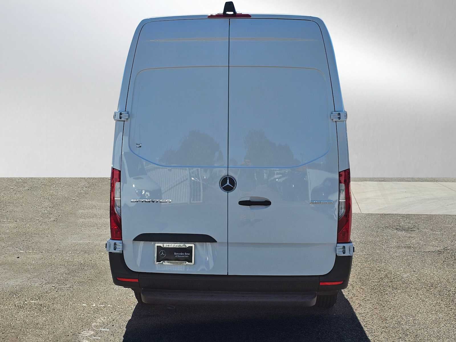 2025 Mercedes-Benz Sprinter Cargo Van 2500 High Roof I4 Diesel HO 170 RWD